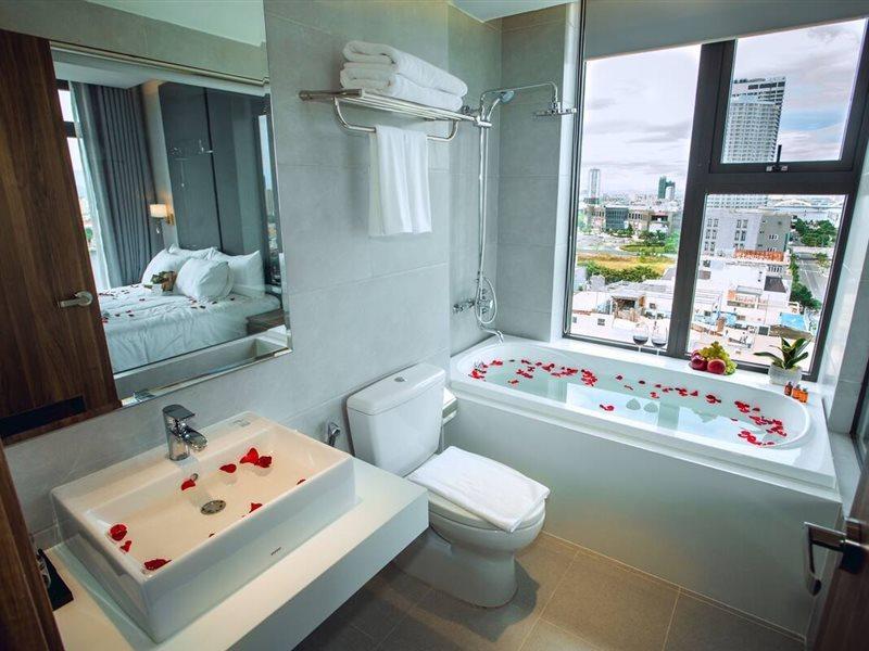 Glamour Hotel Da Nang Exterior photo
